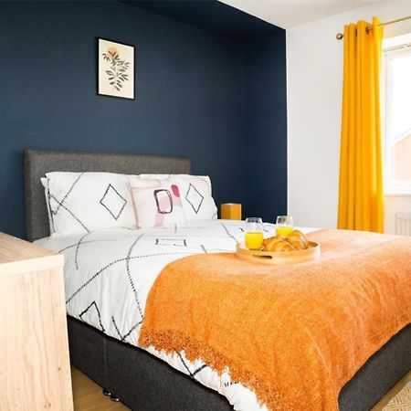 Haydock Cozy 2-Bedroom Home With Free Parking Exterior photo