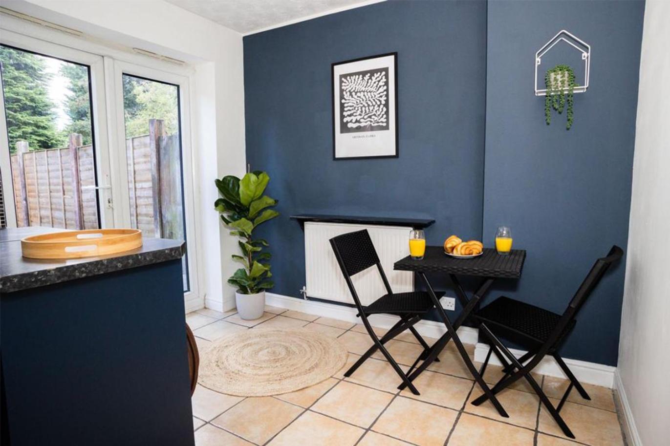 Haydock Cozy 2-Bedroom Home With Free Parking Exterior photo