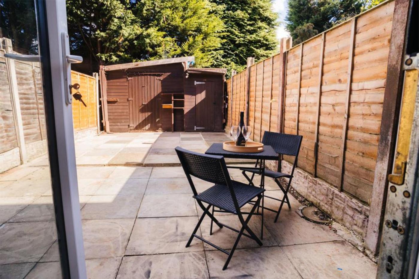 Haydock Cozy 2-Bedroom Home With Free Parking Exterior photo